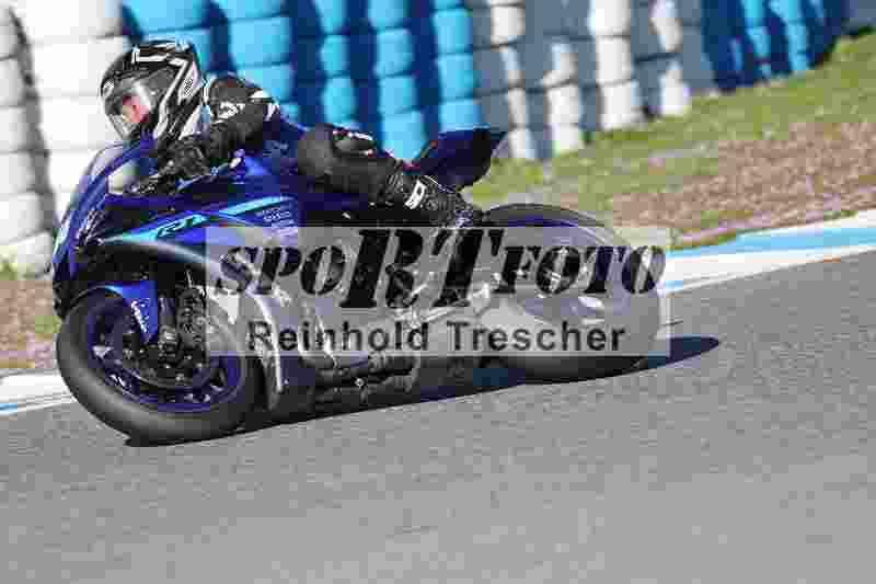 Archiv-2025/02 28.-31.01.2025 Moto Center Thun Jerez/gruen-green/158